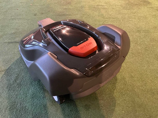 2022 husqvarna automower 450x robot grasmaaier, overjarig - afbeelding 5 van  8
