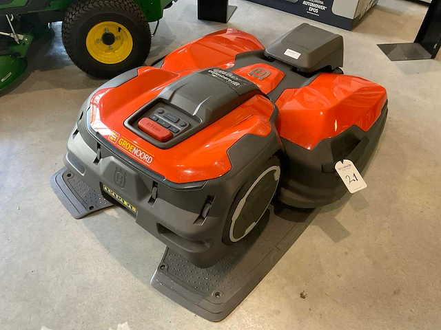 2022 husqvarna ceora 544 epos robotmaaier - afbeelding 2 van  5