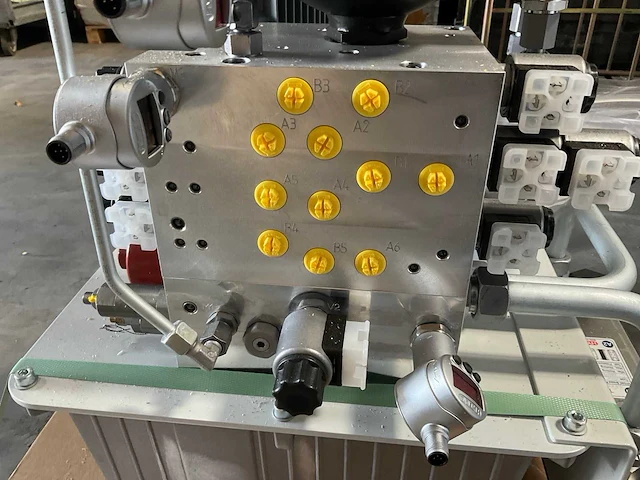 2022 hydrac mf 300 hydrauliek aggregaat module - afbeelding 4 van  19