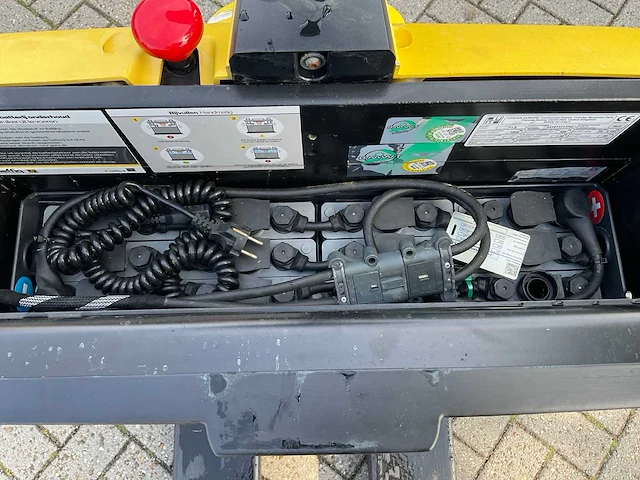 2022 hyster p 1,6 elektrische palletwagen - afbeelding 5 van  6