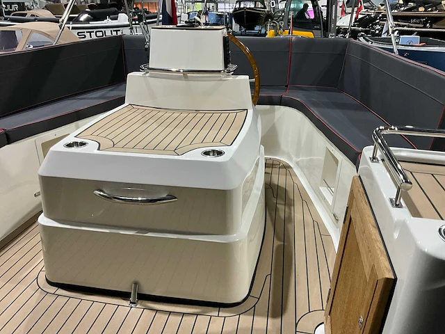 2022 intender 820 tender - afbeelding 4 van  25
