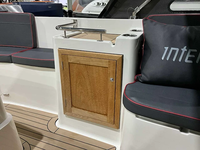 2022 intender 820 tender - afbeelding 6 van  25