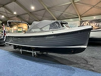 2022 intender 820 tender