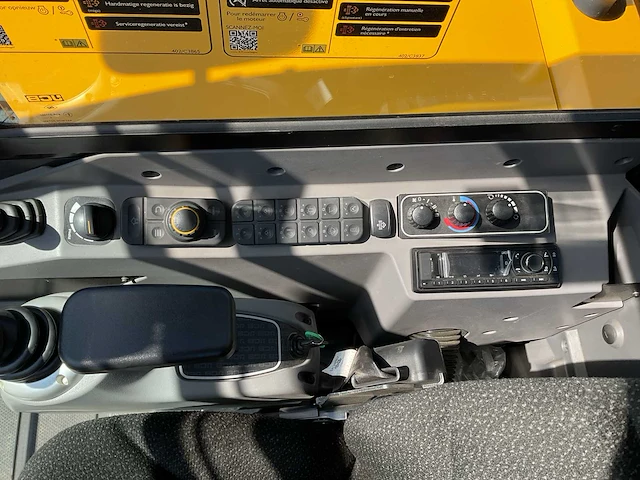 2022 jcb 60c-2 midigraafmachine - afbeelding 13 van  26