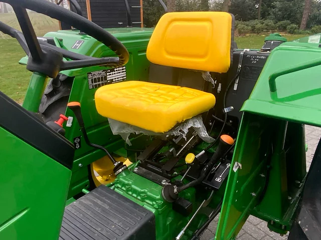 2022 john deere 5050d vierwielaangedreven landbouwtractor “ongebruikt” - afbeelding 4 van  29