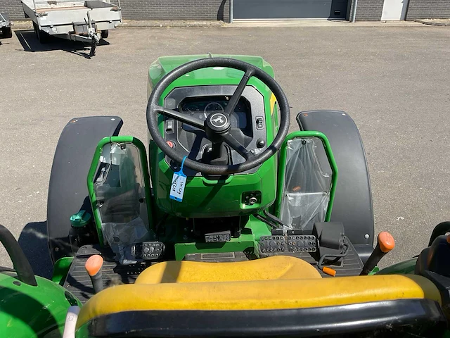 2022 john deere 5050e vierwielaangedreven landbouwtractor - afbeelding 9 van  22