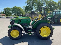 2022 john deere 5050e vierwielaangedreven landbouwtractor - afbeelding 12 van  22
