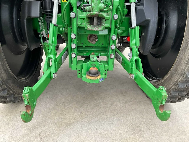 2022 john deere 6120m vierwielaangedreven landbouwtractor - afbeelding 6 van  34