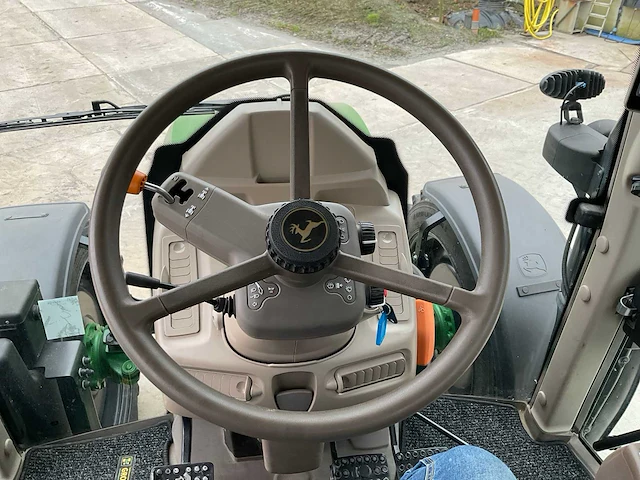 2022 john deere 6120m vierwielaangedreven landbouwtractor - afbeelding 27 van  34