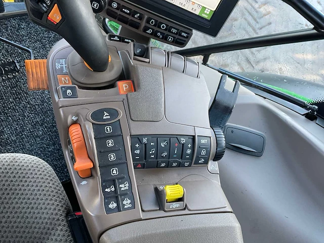 2022 john deere 6130 r premium edition vierwielaangedreven landbouwtractor - afbeelding 20 van  37