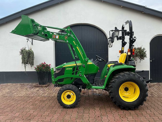 2022 john deere e02 vierwielaangedreven tractor - afbeelding 23 van  33