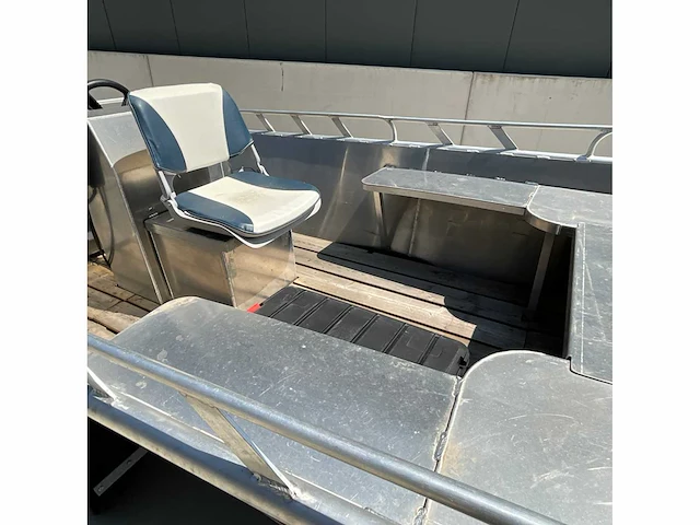2022 jon boat 518 consoleboot en visboot - afbeelding 2 van  12