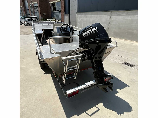 2022 jon boat 518 consoleboot en visboot - afbeelding 8 van  12