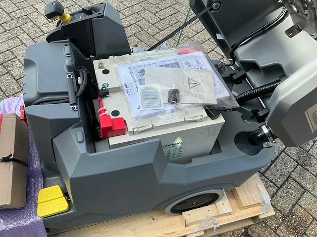 2022 karcher bd5070 - schrob/zuigmachine - afbeelding 13 van  24