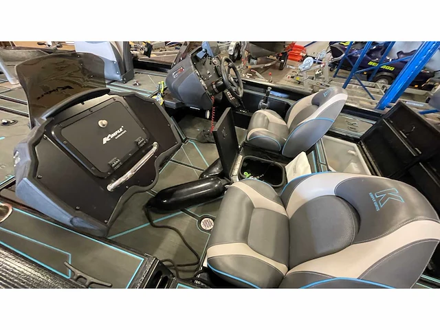 2022 kimple bassboat k195 consoleboot en visboot - afbeelding 9 van  11