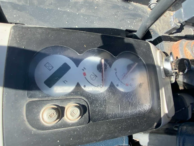 2022 komatsu pc40mr-3 rupsgraafmachine - afbeelding 18 van  32