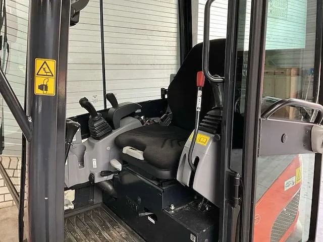 2022 kubota - kx019-4 - minigraafmachine - afbeelding 30 van  44