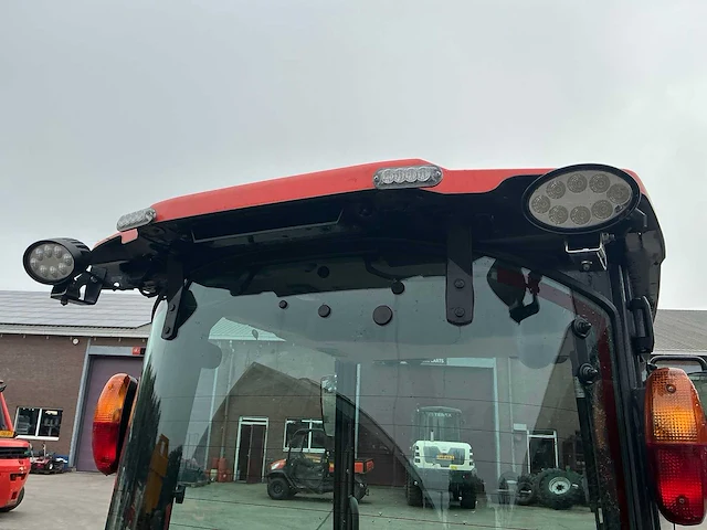 2022 kubota b2261 vierwielaangedreven landbouwtractor - afbeelding 42 van  48