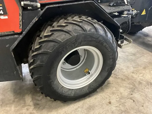 2022 kubota rt260-2 stage 5 shovel - afbeelding 2 van  38