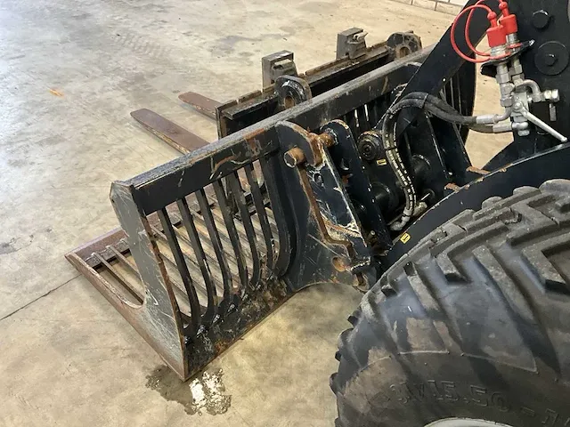 2022 kubota rt260-2 stage 5 shovel - afbeelding 10 van  38