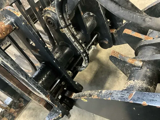2022 kubota rt260-2 stage 5 shovel - afbeelding 11 van  38