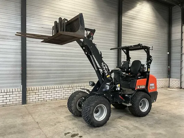 2022 kubota rt260-2 stage 5 shovel - afbeelding 30 van  38