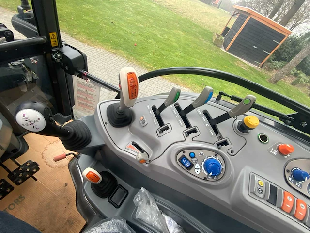 2022 landini 5-100 vierwielaangedreven landbouwtractor “ongebruikt 2 uur” demo model - afbeelding 21 van  41
