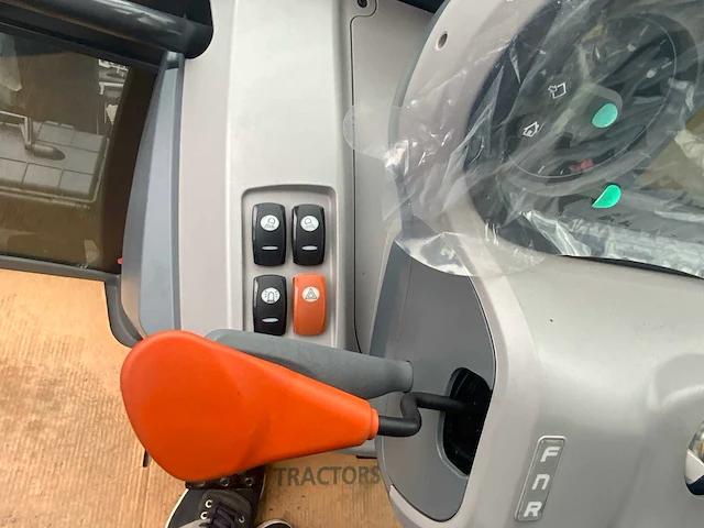 2022 landini 5-100 vierwielaangedreven landbouwtractor “ongebruikt 2 uur” demo model - afbeelding 25 van  41