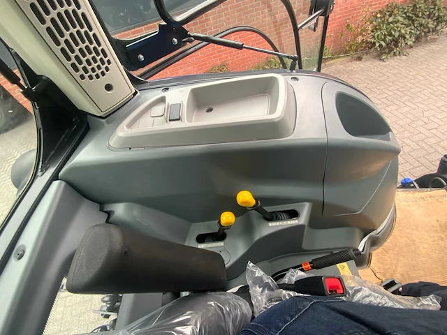 2022 landini 5-100 vierwielaangedreven landbouwtractor “ongebruikt 2 uur” demo model - afbeelding 27 van  41