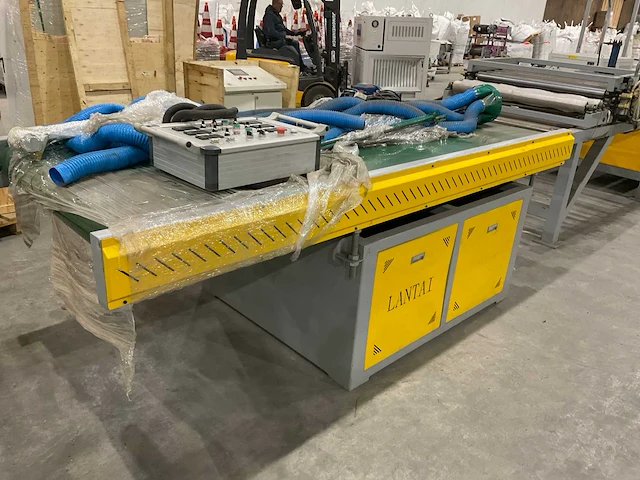 2022 lantai szw92 extruder met rijplatenproductielijn - afbeelding 22 van  63