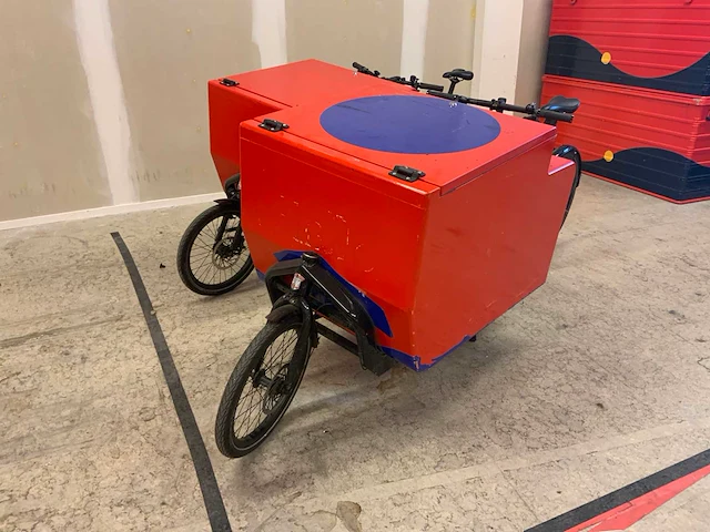 2022 larry vs harry bullitt x met bak bakfiets (2x) - afbeelding 2 van  24