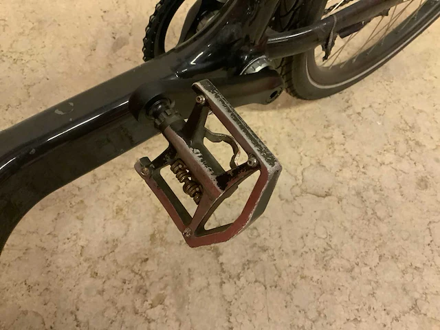 2022 larry vs harry bullitt x met bak bakfiets (2x) - afbeelding 23 van  25