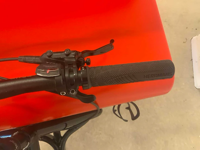 2022 larry vs harry bullitt x met bak bakfiets - afbeelding 11 van  19