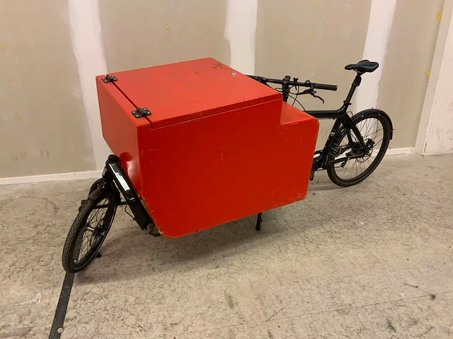 2022 larry vs harry bullitt x met bak bakfiets - afbeelding 1 van  13