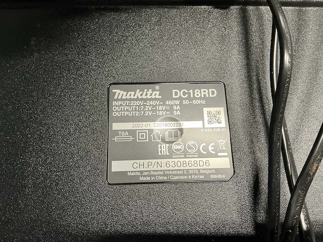 2022 makita dc18rd acculader - afbeelding 4 van  4