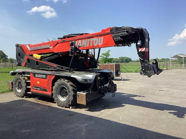 2022 manitou mrt 2660 verreiker - afbeelding 1 van  28