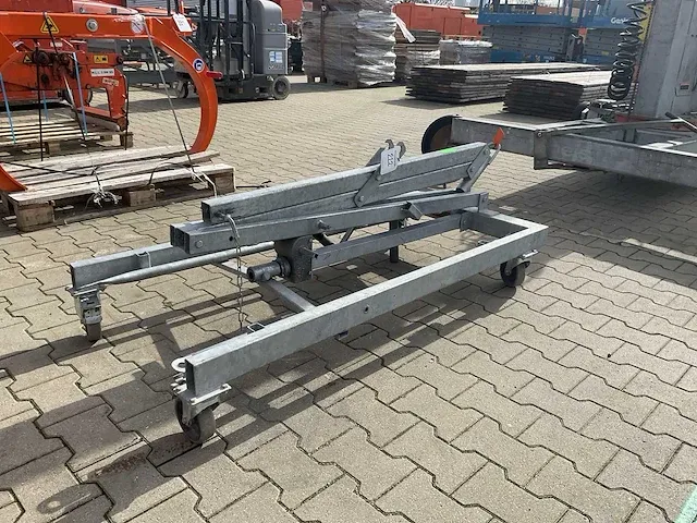 2022 muba kal 275 krachtarmlift / montagelift - afbeelding 1 van  8