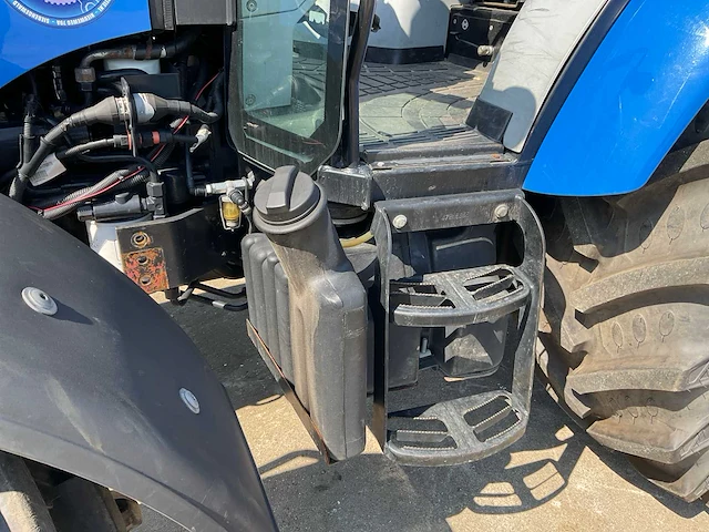 2022 new holland t4.75 s vierwielaangedreven landbouwtractor - afbeelding 2 van  37