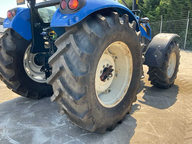 2022 new holland t4.75 s vierwielaangedreven landbouwtractor - afbeelding 6 van  37
