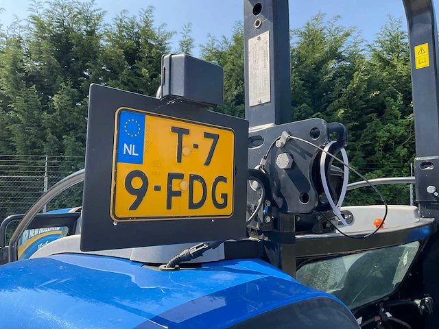 2022 new holland t4.75 s vierwielaangedreven landbouwtractor - afbeelding 13 van  37