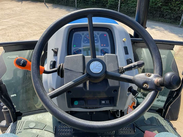 2022 new holland t4.75 s vierwielaangedreven landbouwtractor - afbeelding 20 van  37