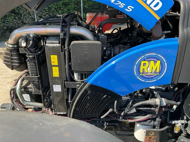 2022 new holland t4.75 s vierwielaangedreven landbouwtractor - afbeelding 26 van  37