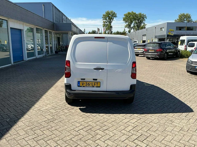 2022 opel combo combo personenauto - afbeelding 17 van  22