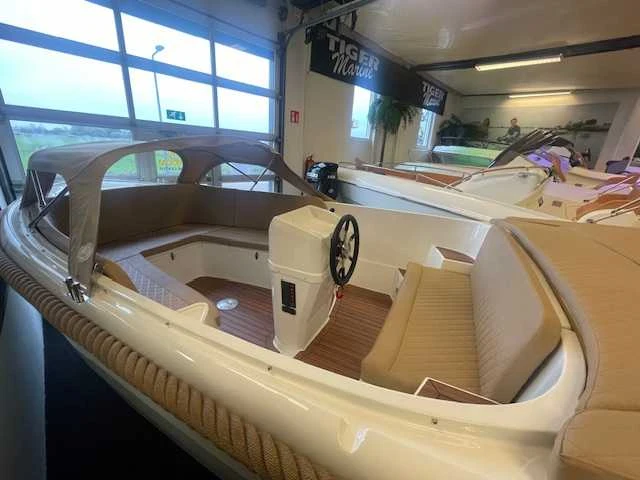 2022 oud huijzer 616 sloep incl honda 60 pk - nieuw - afbeelding 19 van  22