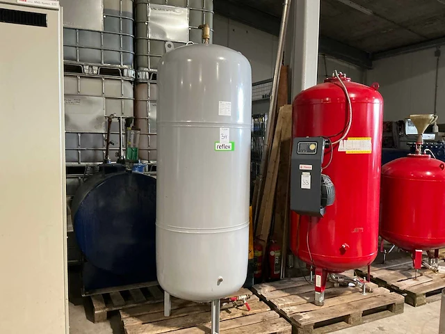 2022 reflex variomat vf800 expansievat - afbeelding 1 van  5