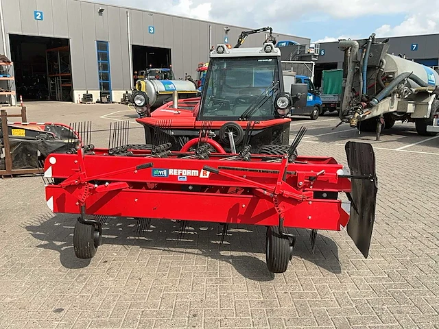 2022 reform metrac h75 tractor / werktuigdrager - afbeelding 34 van  50