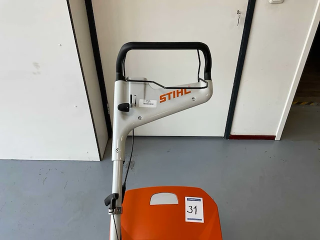 2022 stihl rm 448 vc grasmaaier - afbeelding 6 van  7