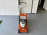 2022 stihl rma 443 c accu-grasmaaierset - afbeelding 2 van  9