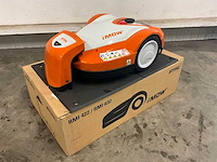 2022 stihl rmi 632 robotmaaier - afbeelding 1 van  14