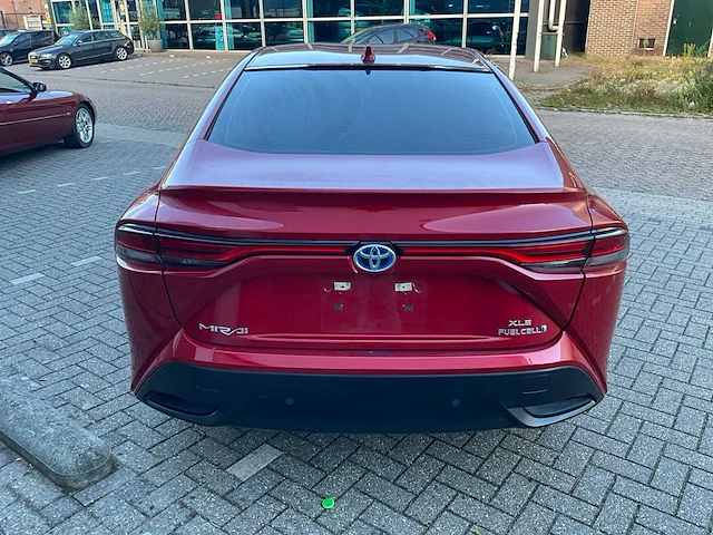 2022 toyota mirai fuelcell personenauto - afbeelding 28 van  31